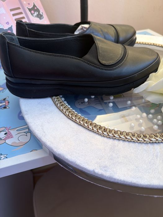 Продам туфли цена 10000