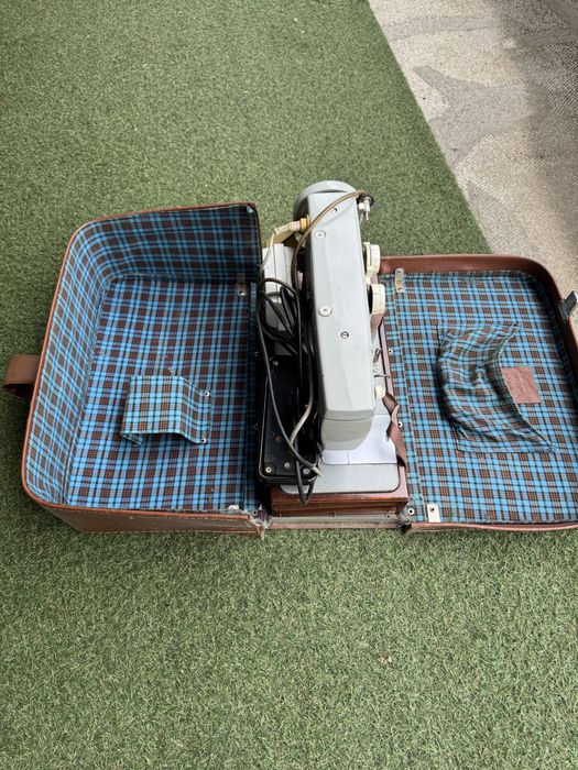 Vand diferite masini de cusut electrice!