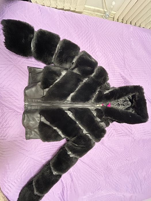 Дамско кожено яке с пух