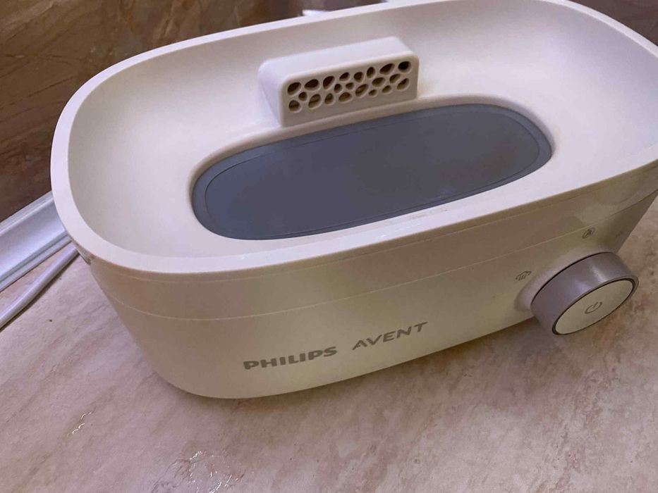 • Електрически стерилизатор Philips Avent, с функция изсушаване