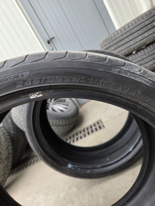 4 летни гуми Yokohama advan sport v105 dot 11.2021. Предни 245/35/20, Задни 275/30/20. Грайфер 4мм