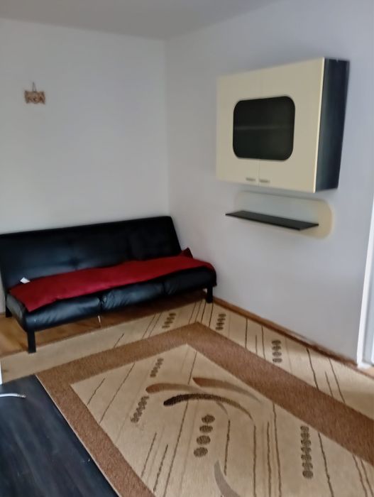 Închiriez apartament cu 2 camere,Satu Mare
