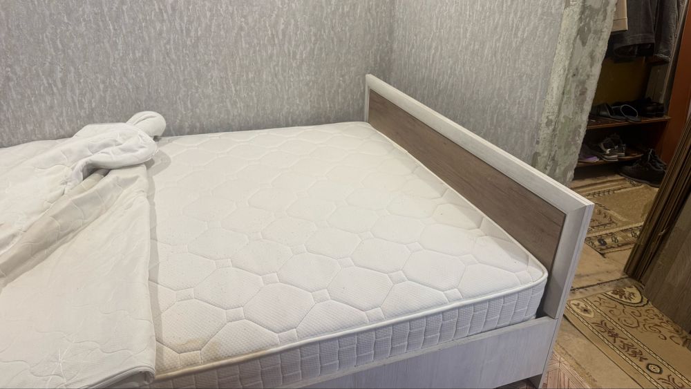 Кровать двухспалка  200/160 самовывоз город