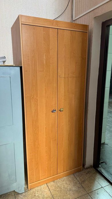 Офисная мебель б/у