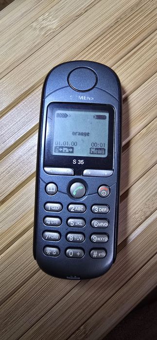 Telefon Colectie: Siemens S35 Black
