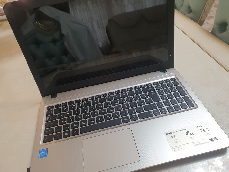Asus ноутбук компьютер