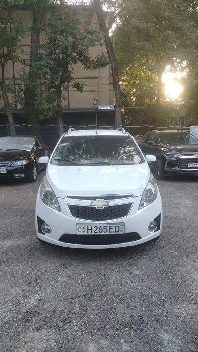 Продаю автомобиль спарк