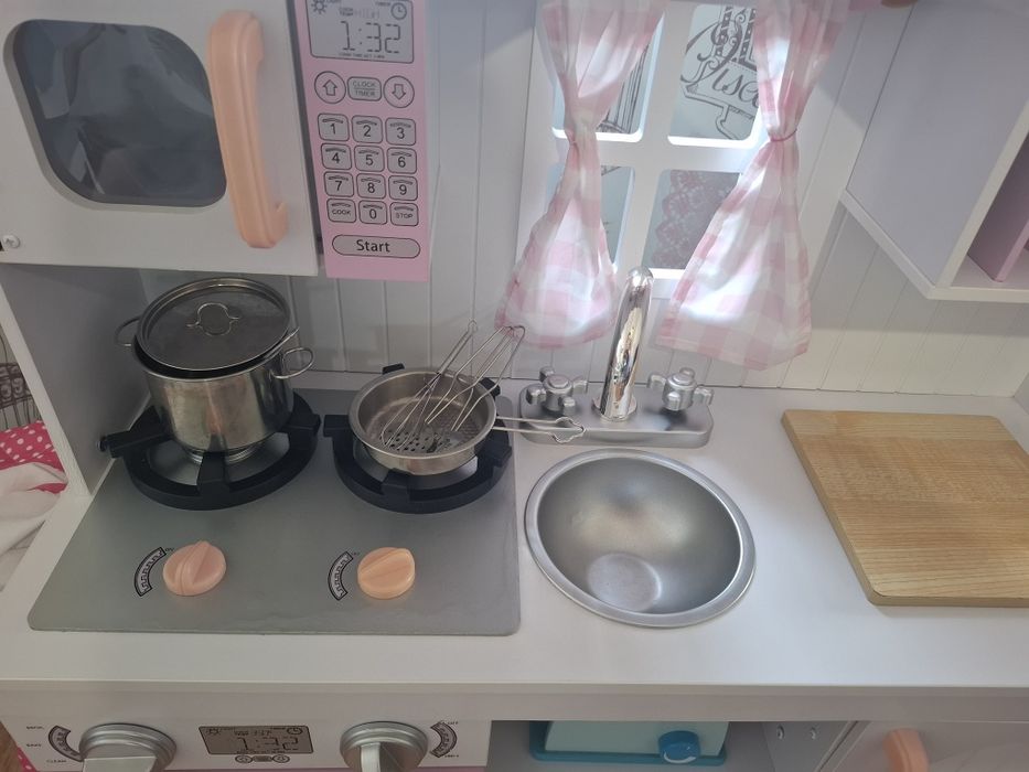 Детска кухня KidKraft