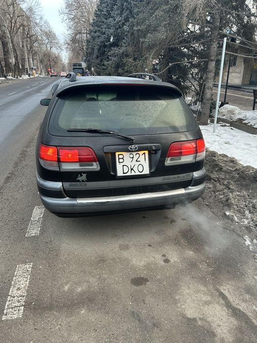 Тоиота калдина 1996 года продается
