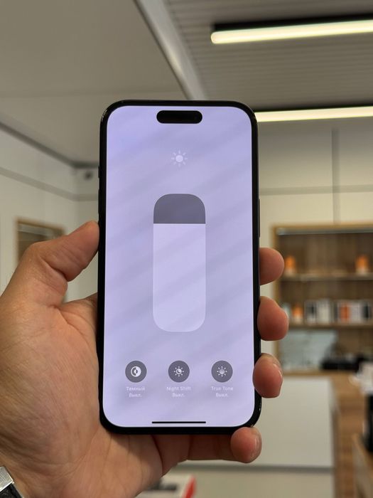 iPhone 15 128 GB