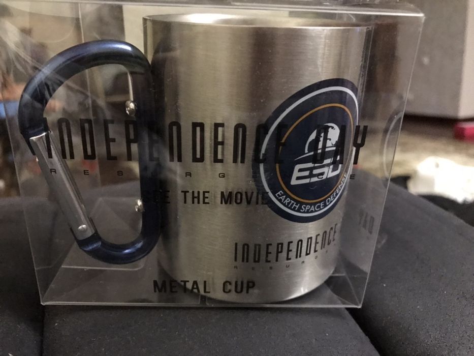 Кружка стальная с карабином Independence Day: Resurgence