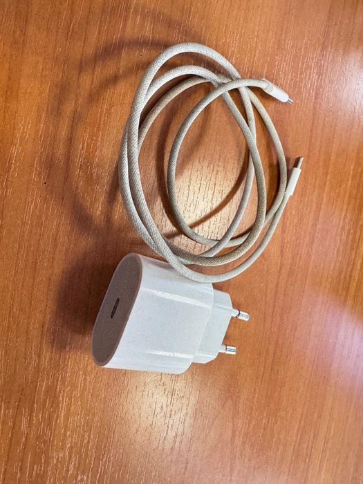 Зариядка оргинал Айфон 16 про