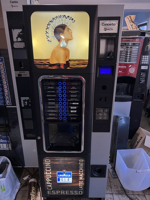 Necta Concerto boabe+capsule aparat vending automat