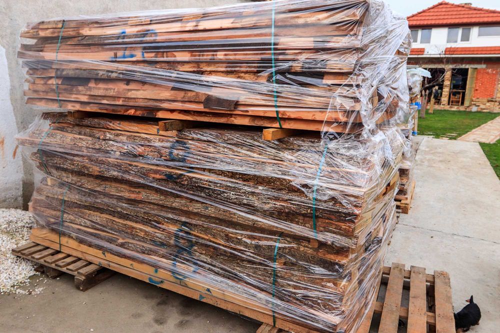 Дъбов и буков материал на30 ,  40 и 50 мм.  - сух.