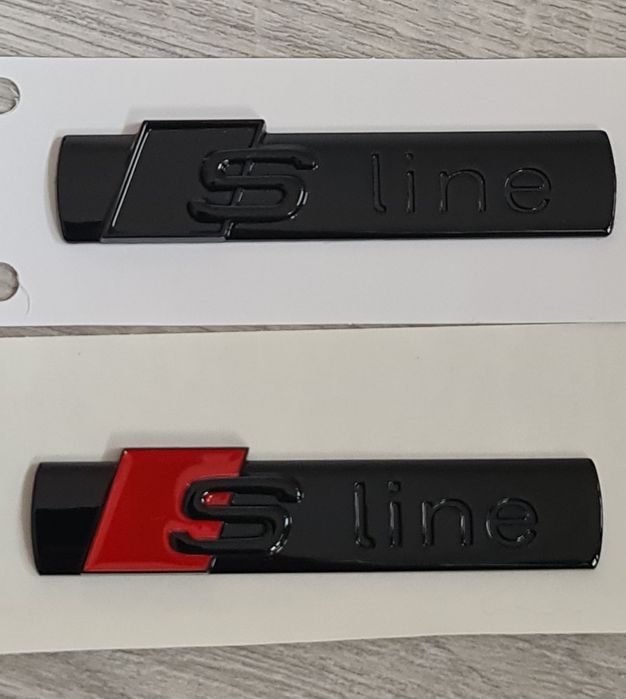 Embleme-Sigle-Logo-Steme-Sline-Aripi-Laterale-Negre-Lucios-Full-Black-Audi-A1-A3-A4-A5-A6-A7-A8-Q3-Q5-Q7-Q8