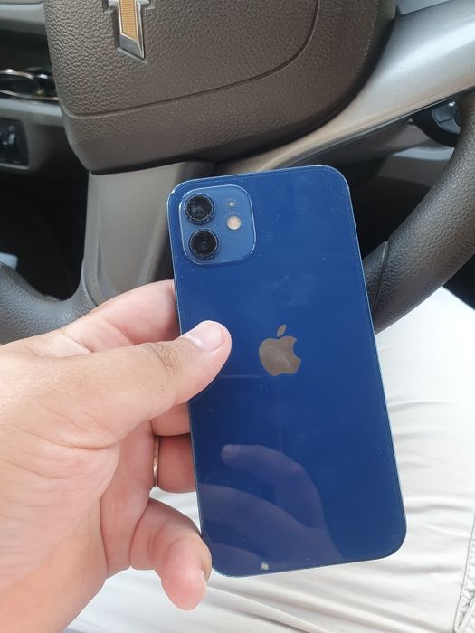 Продам iphone 12 128gb