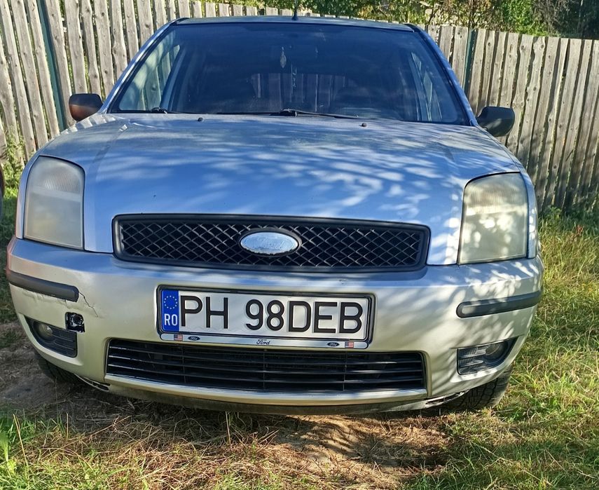Vând Ford fusion