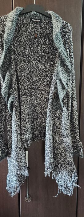 Cardigan tricotat