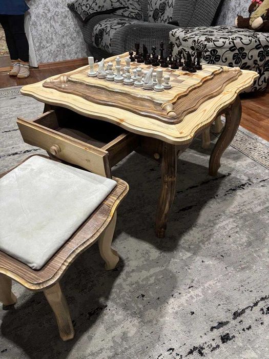 шахматный  стол ручной работы