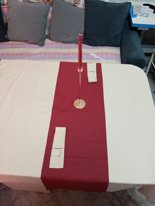 Скатерти, ранеры, куверты