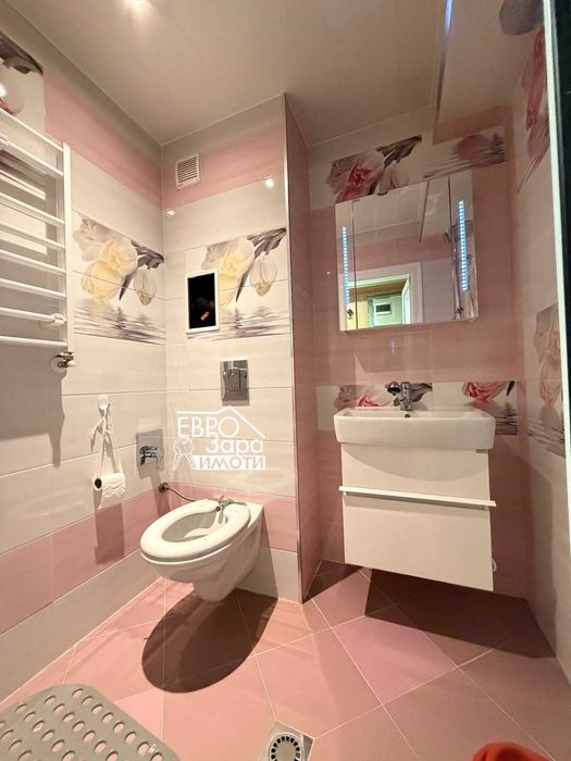 Продава се Четиристаен апартамент в Стара Загора, Център - 76 кв.м за 1175 €/кв.м - Снимка #7