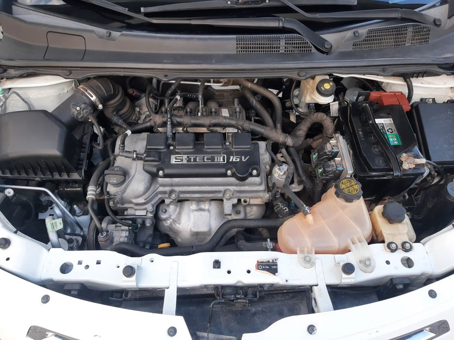 Шевролет кобальт