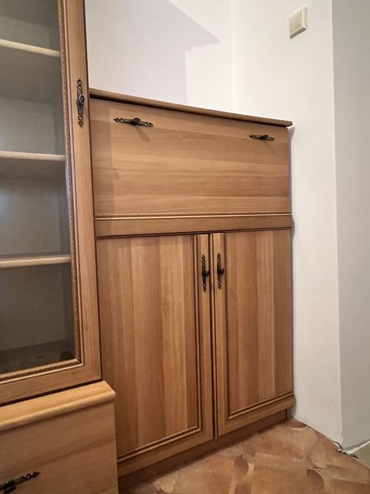 Срочно продам гарнитур