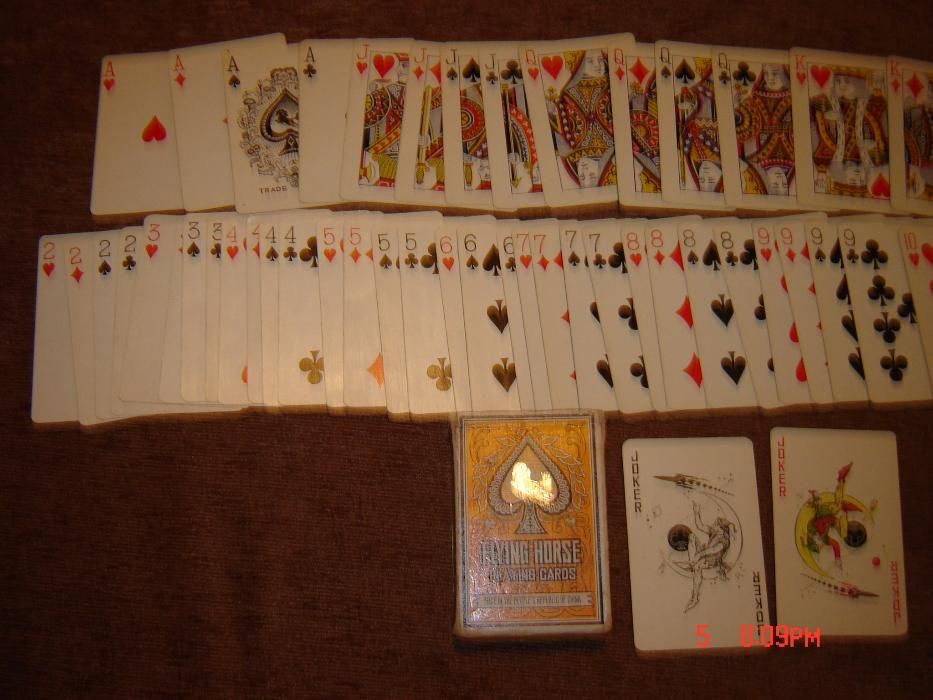 carti de joc anii 80 China