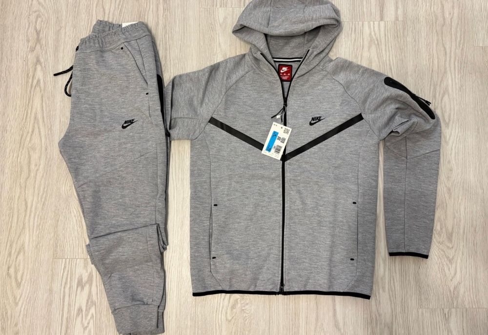ULTIMELE BUCATI!! Compleu Bluza / Pantaloni Trening Nike Tech Fleece Gri Marimi S-XXL Unisex