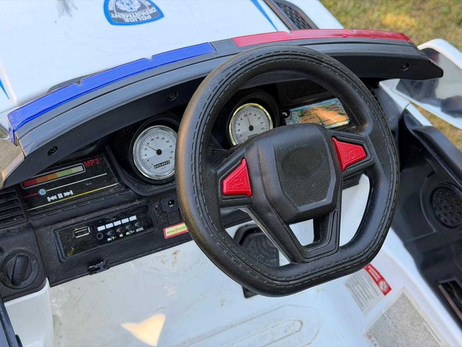 masinuta electrica politie