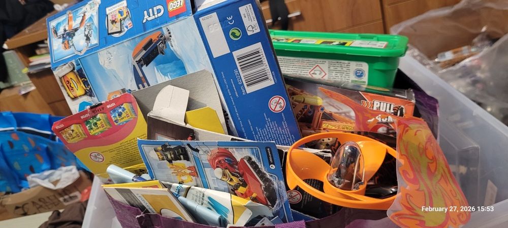 Colecție Masivă LEGO 6.5 KG Bulk, Minifigurine, Roți și Instrucțiuni