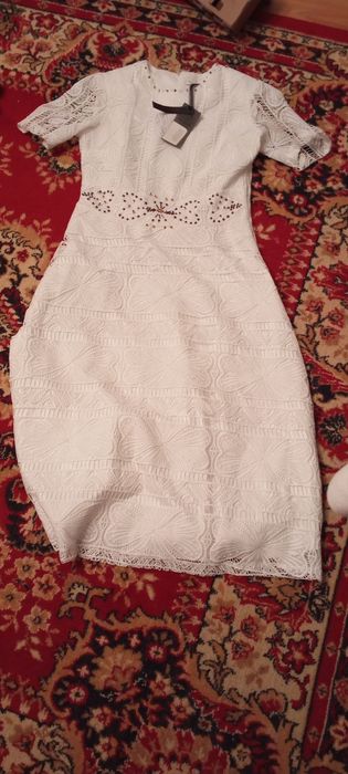 Продам новое платье