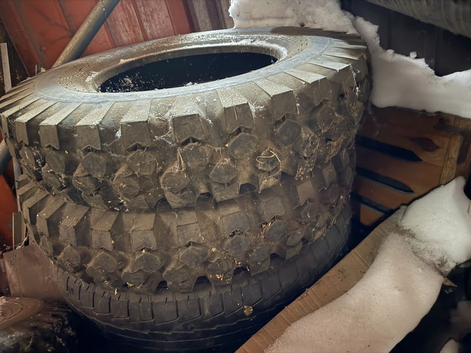 Покрышки, балоны, Колеса Я-101