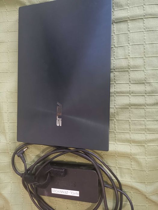 ASUS ZenBook Pro Duo 15 UX581GV