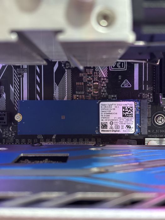 Геймърски компютър Intel i5 7500/RX580 8GB/16 Ram/512 ssd/550W