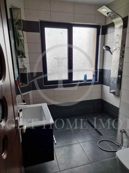 Продава се Тристаен апартамент в Пловдив, Кършияка - 68 кв.м за 2250 €/кв.м - Снимка #11