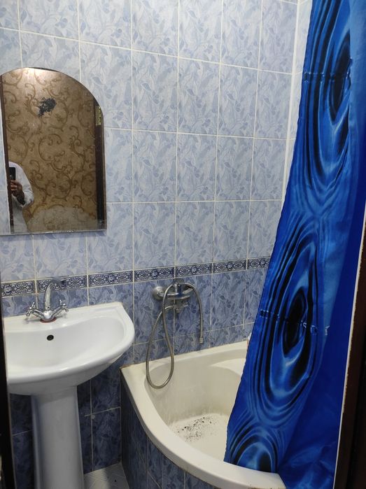 Яккасарой тумани Қушбегида 2 хонали квартира ижарага берилади. 350 у е
