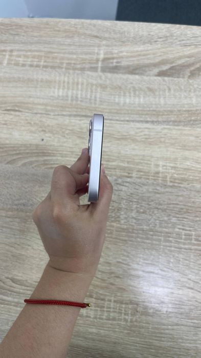 iPhone 13 128gb без царапин