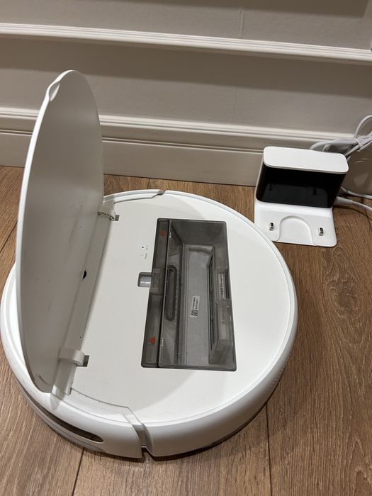 Робот-пылесос Xiaomi Mi Robot Vacuum-Mop