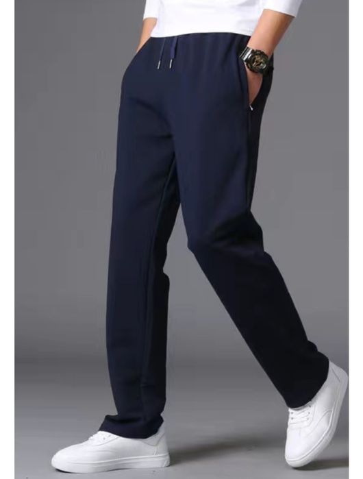 Брюки школьные новые в упаковках