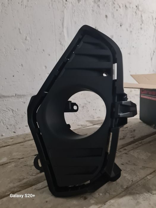 Противотуманные фары  RAV4