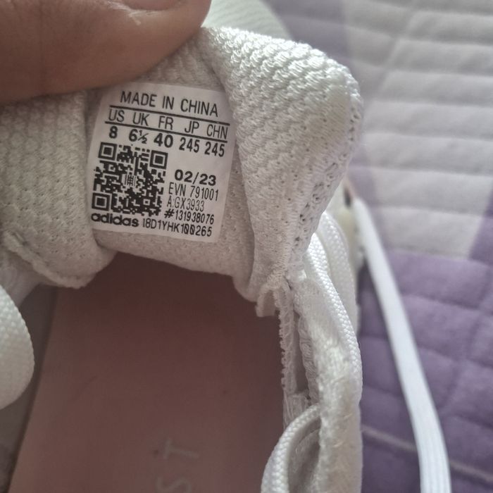 Летние кроссовки