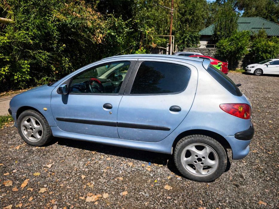 Продам Peugeot 206