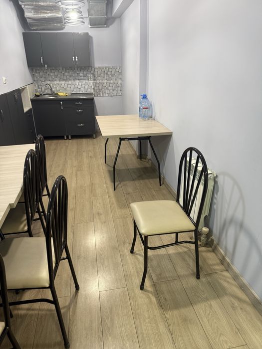 Продам столы и стулья