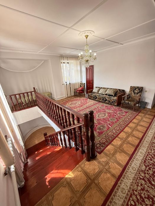 Продам 2 х этажный дом