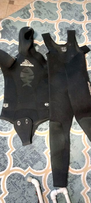 Продам гидро костюм