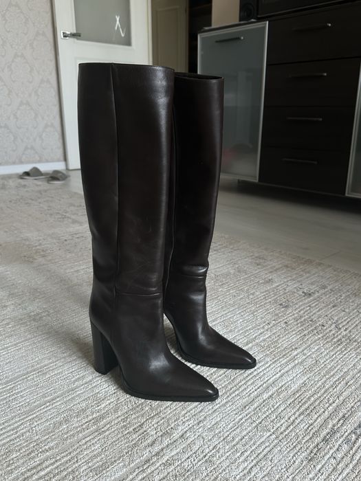 Кожаные сапожки