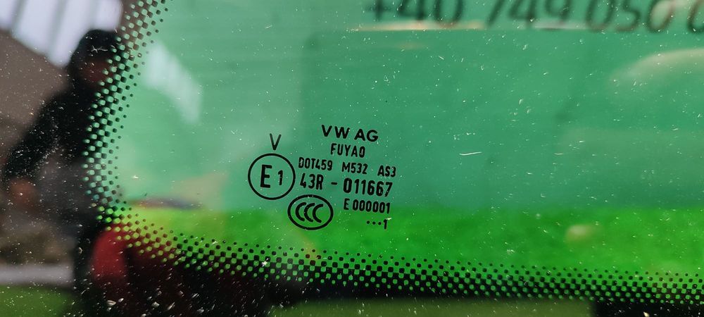 GEAM FIX PORTIERA SPATE DREAPTA SKODA KAROQ 2017-2024 / COD OEM 57A845298N / 43R-011667 (4C2)