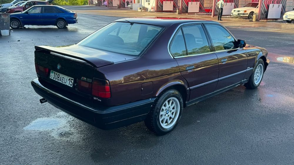 Продам бмв е34 520