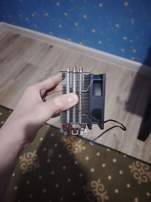 Куллер id cooling